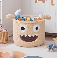 Panier de rangement en tissu peluche à motif de dessin animé, petit panier de rangement pour collations de bureau, panier de rangement domestique en gros