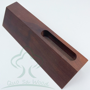 Plaque de nom de bureau en bois personnalisée avec porte-cartes de visite - Product Image 3