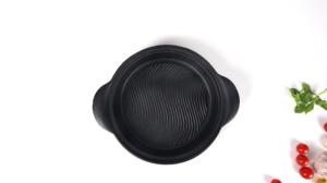 <span class=keywords><strong>Tajine</strong></span> <span class=keywords><strong>en</strong></span> <span class=keywords><strong>fonte</strong></span> émaillée avec couvercle <span class=keywords><strong>en</strong></span> céramique, idéal pour servir des plats marocains traditionnels, durable et sans danger pour les aliments - Product Image 6