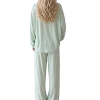 Pyjama Classique Doux pour Femme, Ensemble de Nuit Élégant en Tricot, Confortable et Chaleureux