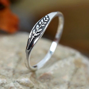 Anillo Minimalista con Textura de Trigo en Relieve, Joyería de Moda Simple para Uso Diario, para Mujer - Product Image 2