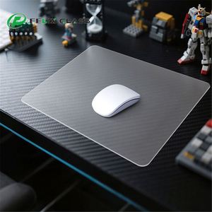 กระจกนิรภัยพร้อมไฟ RGB สำหรับแผ่นรองเมาส์ ภาพเคลื่อนไหวแบบไดนามิก ให้ประสบการณ์การเล่นเกมที่สมจริง พื้นผิวเล่นเกมขนาดใหญ่ ทนทาน และไม่ลื่น - Product Image 1