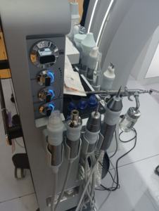 Nouvel appareil multifonctionnel 17 en 1 pour <span class=keywords><strong>la</strong></span> gestion complète <span class=keywords><strong>de</strong></span> <span class=keywords><strong>la</strong></span> peau, équipement <span class=keywords><strong>de</strong></span> beauté pour salon <span class=keywords><strong>de</strong></span> soins <span class=keywords><strong>de</strong></span> <span class=keywords><strong>la</strong></span> peau et <span class=keywords><strong>spa</strong></span> - Product Image 2