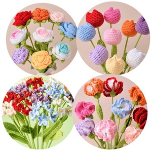 Ramo de Flores Tejidas a Crochet al por Mayor, Amigurumi, Flores Artificiales, Rosas, Tulipanes para Decoración del Hogar, Regalos para Festivales - Product Image 1