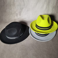 Sombrero Fedora de fieltro de lana 100% con banda de cinta y pluma para hombres Sombrero de fieltro de lana de primavera y otoño Personalización disponible