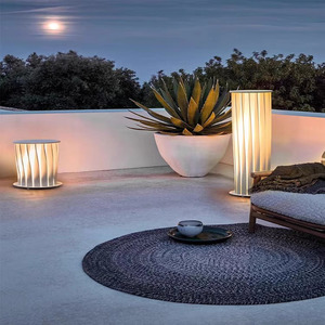 Lámpara solar para exteriores, impermeable, moderna, tipo columna, para terraza de villa. - Product Image 3