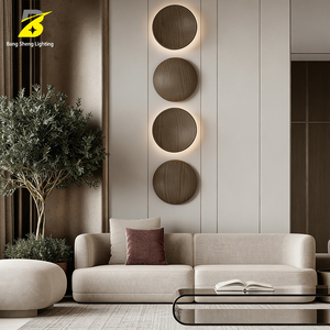 Applique murale LED ronde en bois - Décoration minimaliste pour salon et chambre - Product Image 3