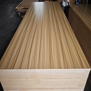 Contreplaqué <span class=keywords><strong>de</strong></span> mélamine 1220x2440x18mm prix d'usine <span class=keywords><strong>de</strong></span> panneau décoratif imperméable - Product Image 1