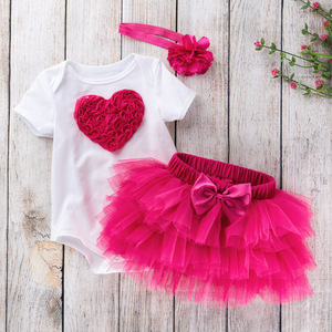 Großhandel Sommer Geburtstag Baby Mädchen Strampler Niedliche Baby Urlaubskleidung Mit Tüllkleid - Product Image 1