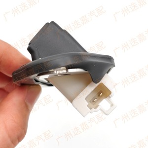 ปุ่มสวิตช์ฝาท้าย Lexus 84945-50010 สำหรับเปิดฝากระโปรงท้าย Es350 Ls430 - Product Image 2