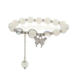 Nouveau Bracelet de Luxe Léger Perlé Inspiré du Papillon Chinois, Charme Élégant pour Couple, Idéal Cadeau pour Femme ou Petite Amie - Product Image 5