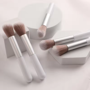 Outil de maquillage professionnel pour le visage, best-seller, de haute qualité, pinceau unique pour fond de teint et blush, utilisé avec de l'eye-liner - Product Image 6