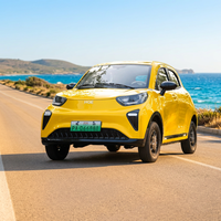 Vehículo Eléctrico de Lujo, Mini Hatchback Totalmente Automático de 4 Plazas, Paquete de Viaje Urbano de Nueva Energía