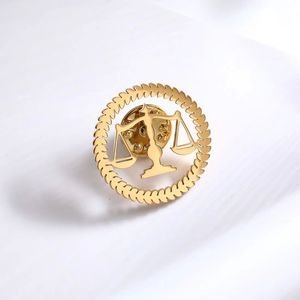 Spilla da Uomo in Acciaio Inossidabile - Bilancia della <span class=keywords><strong>Giustizia</strong></span> per Avvocati, Accessorio Raffinato e Simbolico IN STOCK - Product Image 2