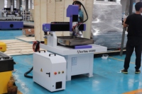Machine à mouler 6060 4040 Machine de gravure CNC Machine de gravure de petit format Machine de fraisage CNC Pièces de moule industrielles