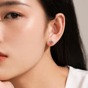 Pendientes de Mono Personalizables en Plata de Ley S925 con Circonita Roja Corte Marquesa, Serie Animal, Versión Cobre - Regalo Creativo para Mujer - Product Image 5