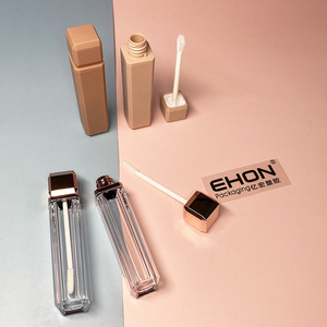 Envases de Brillo Labial de Marca Privada, Tubos de Brillo Labial Únicos, Botella Vacía con Tapa de Espejo y Decoración de Diamantes de Imitación, Envase de Brillo Labial para Maquillaje - Product Image 6