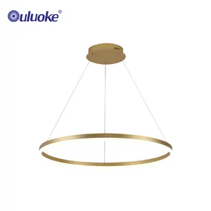 Vente en gros de lampes sans fil au design moderne Luminaires de salon avec gradation en aluminium acrylique et pendentif en forme d'anneau doré