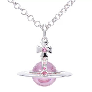 Collar de Cadena con Colgante de Saturno Tridimensional Grande, Chapado en Plata de Aleación, con Diamantes, Nuevo y Moderno - Product Image 4