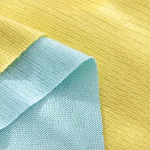 Tissu de type coton haut de gamme 32s 135gsm 100% tissu de t-shirt tricoté en polyester