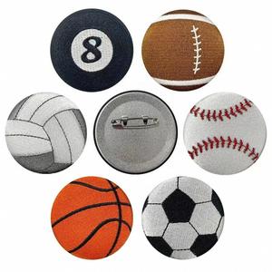 Insignia de Pecho Bordada de Lata para Balones Deportivos, Estilo Favorito de los Aficionados, Broche de Regalo - Product Image 1