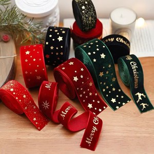 Pita beludru Selamat Natal 2025 bermotif emas 2.5cm pita pohon Natal kustom untuk perlengkapan dekorasi Natal - Product Image 2