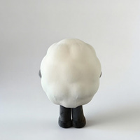 Mouton de dessin animé mignon personnalisé en usine modélisation 3D mousse sculptant mascotte utilisée accessoire de marche promotionnel pour le produit