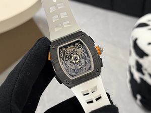Reloj Mecánico Digital con Correa de Goma Rm Racing Series Tonneau Case, Serie 65-01, para Hombre, 48 mm - Product Image 4