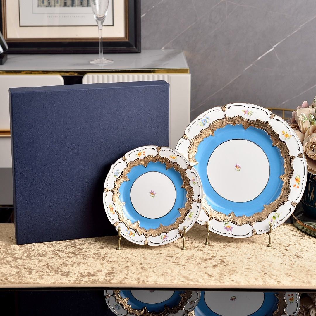 สีน้ำเงิน 10+8 นิ้ว