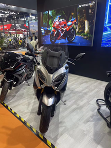NEWBOT Sporty Cruiser E-Motorcycle 3000W <b>72V</b> 60Ah Lithium <b>Battery</b> 120km Range High Speed 90km/h - Product Image 1