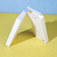 Boîte d'emballage personnalisée vide en carton blanc spécial avec estampage à chaud, doublure en éponge et poignée, pour masque facial jetable cosmétique