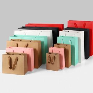 Sac de courses en feutre non tissé personnalisable avec logo, impression sérigraphique professionnelle, design pratique, poignée en papier pour la vente en gros - Product Image 1