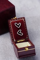 Boucles d'oreilles clous en or 18 carats Lerca avec cœur et diamant, élégantes et raffinées, indispensables pour le quotidien, bijoux fins pour femmes