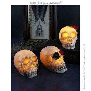 Lampe <span class=keywords><strong>squelette</strong></span> d'<span class=keywords><strong>halloween</strong></span> lampe à os en résine décoration de jour fantôme lumières frontales à LED - Product Image 4