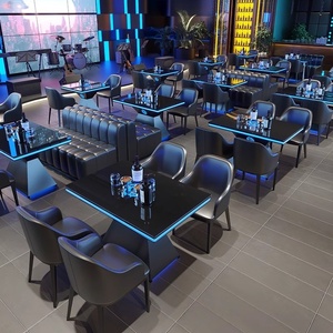 Juego de Mesa y Sillas de <span class=keywords><strong>Bar</strong></span> de Madera Maciza Estilo Vintage con Iluminación para Uso Comercial en Cafeterías y Restaurantes - Product Image 1