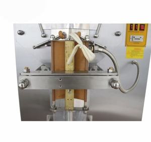 Machine d'emballage automatique <span class=keywords><strong>de</strong></span> sachets <span class=keywords><strong>de</strong></span> lait, <span class=keywords><strong>de</strong></span> sauce soja et <span class=keywords><strong>de</strong></span> vinaigre, avec remplissage quantitatif d'<span class=keywords><strong>eau</strong></span> - Product Image 6