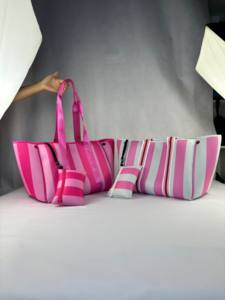 La borsa tote definitiva per tutti i giorni: borsa impermeabile in neoprene per donna, grande con tasche per lavoro, viaggi, spiaggia e palestra - Product Image 3