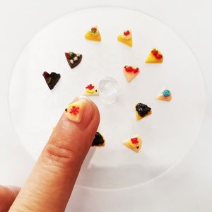 Dessin animé 3D fraise Sandwich gâteau Nail Art décoration 30 pcs/sac coeur-forme résine déco bricolage japonais ongles décor autocollant plastique - Product Image 3