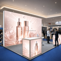 Stand d'exposition modulaire en aluminium de 20 pieds à montage rapide avec caisson lumineux en tissu rétroéclairé SEG et comptoir d'accueil éclairé