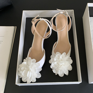 White Flower Pumps New Arrival Womens Wedding Shoes Bride High Heels Platform Shoes for Woman Ladies Party Dress Shoes - Product Image 1