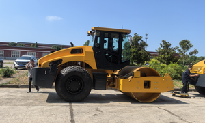 Rodillos de Rueda Delantera y Trasera de 10 y 12 Toneladas, Rodillos de Rueda de Acero de 16 Toneladas, Venta Caliente del Fabricante Shanbo - Product Image 6