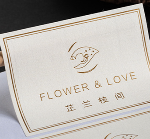 Tùy Chỉnh In Chất Lượng Cao Sang Trọng Nước Hoa Không Thấm Nước Chai Nhãn Dán Nhãn Vinyl Dính Bao Bì Kỹ Thuật Số In Ấn Quà Tặng Thủ Công - Product Image 1