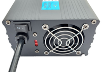 Chargeur de batterie au lithium portable intelligent MINGCHONG MC900B à réglage rapide 72V10A 900W certifié CE CB KC pour trottinette électrique