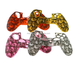 Peau en silicone pour manette PS4 avec impression par transfert d'eau tête de mort, housse de protection en silicone - Product Image 6