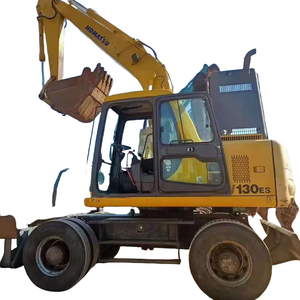 Excavateurs KOMATSU d'occasion PC130 Mini pelleteuse sur pneus 13 tonnes Excavatrice sur chenilles d'occasion en bon état PC 130 d'origine du Japon - Product Image 1