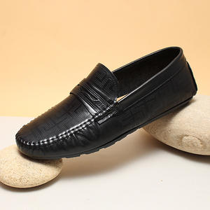 Chaussures habillées formelles en cuir véritable à bout pointu brodées à lacets pour hommes haut de gamme, fabriquées à la main - Product Image 1