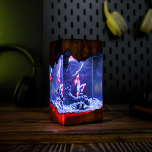 Lampada in Resina Anime Spider-Man VS Venom Luce Notturna Oggetto Decorativo Art Déco <span class=keywords><strong>per</strong></span> Anniversario Regalo Perfetto <span class=keywords><strong>per</strong></span> Amici - Product Image 4