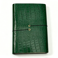 Carnet de voyage vintage personnalisé en stock d'usine, couverture de journal A5 en cuir PU vert texture crocodile, design gaufré imperméable