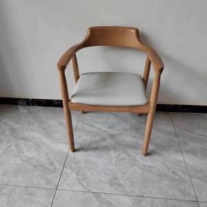 Silla de Comedor de Madera Maciza de Nogal Negro, Respaldo Alto, Reposabrazos de <span class=keywords><strong>Cuero</strong></span>, Diseño Minimalista para Uso en Hoteles, Conferencias y Estudios - Product Image 5