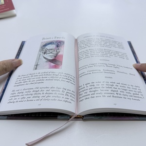 <span class=keywords><strong>Libro</strong></span> con Copertina Rigida Premium Personalizzata con Segnalibro <span class=keywords><strong>a</strong></span> Nastro e Stampa Digitale <span class=keywords><strong>a</strong></span> Colori su Tutti e Tre i Lati del Blocco <span class=keywords><strong>Libro</strong></span> - Product Image 4